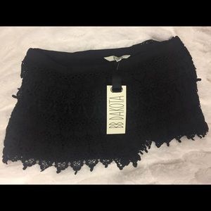 BB Dakota Black crochet shorts